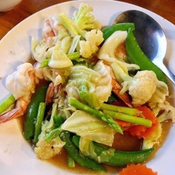 ข้าวผัดผักรวม