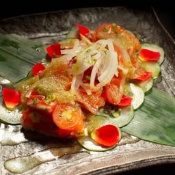 แซลมอนยำไทย