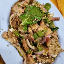 น้ำตกหมู