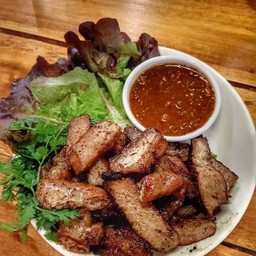 คอหมูย่าง