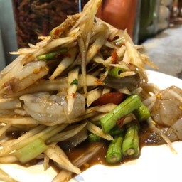 ตำกุ้งสด.