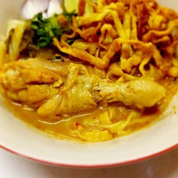 ข้าวซอยน่องไก่