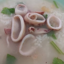 ข้าวต้มปลาหมึก