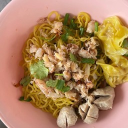 ช.สหชัย บะหมี่เกี๊ยว ปู หมูแดง(สาขาวัดชลอ) วัดชลอ