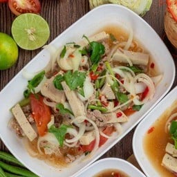 ยำวุ้นเส้นหมูยอ