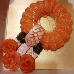 พวงมาลัยแซลมอน