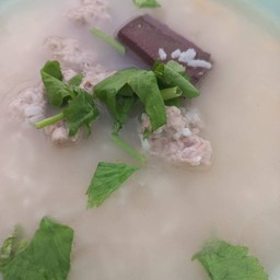 ข้าวต้มหมูสับ