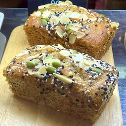เค้กกล้วยหอม (BANANA BREAD)