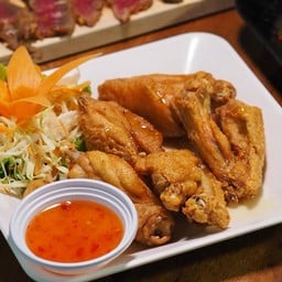ปีกไก่ทอดน้ำปลา