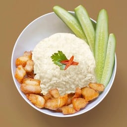 ข้าวสามชั้นทอดน้ำปลา