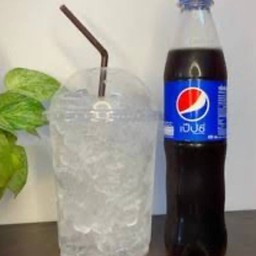 แป๊ปซี่ 410 มล. + น้ำแข็งแก้วโอ่ง