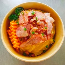 ข้าวไข่ข้นเบค่อน