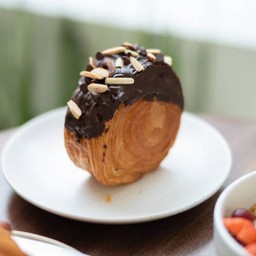 Cruffin แต่งหน้า