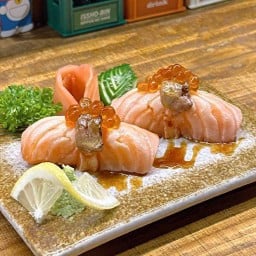 FG03 Sushi Salmon Foie Gras