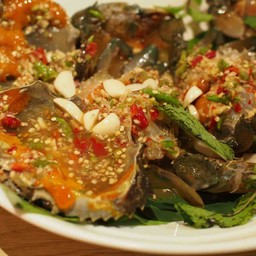 ยำปูไข่