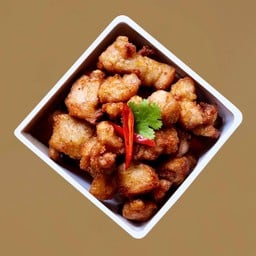 สามชั้นทอดน้ำปลา (กับข้าว)