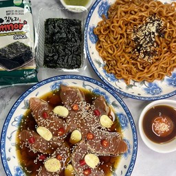 มาม่าเกาหลี Samyang  พร้อมทาน