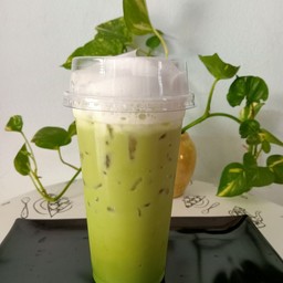 ชาเขียวนมสด