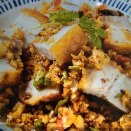หมูกรอบทอดพริกเกลือ