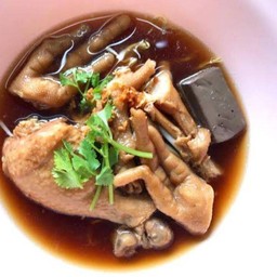 เกาเหลาไก่ตุ๋นมะระ