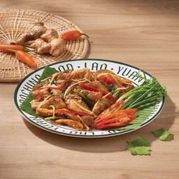 ปลากะพงทอดผัดพริกขิง