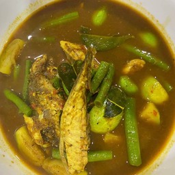 แกงไตปลาใส่ปลาทู  +ขนมจีนหอมพริกแกงตำเอง