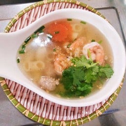 ซุปมักกะโรนี (หมู+กุ้ง)
