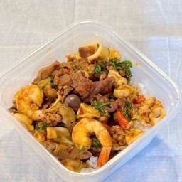 ข้าวราดกะเพรารวม ด่วน