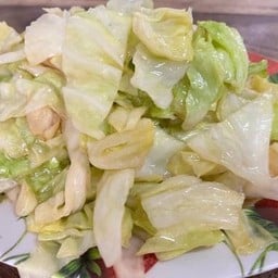 กระหล่ำผัดน้ำปลา