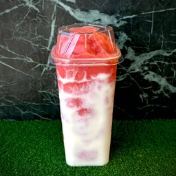 สตรอเบอรี่ปั่น