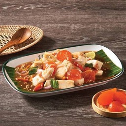 ยำหมูยอไข่แดงเค็ม