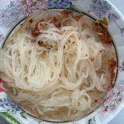 เส้นเล็ก ลวกเปล่าๆ