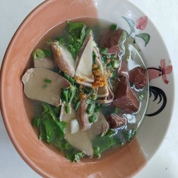 เกาเหลาต้มเลือดหมู