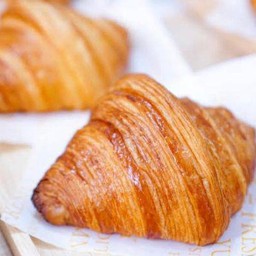 ครัวซองต์ดั้งเดิม (Plain Crroisant)