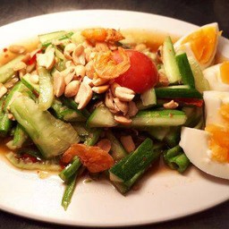 ตำแตงไข่ต้ม