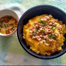 ข้าวไข่ข้นหมูสับ