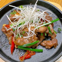 D11 Beef Tongue Black Papper ลิ้นวัวผัดพริกไทยดำ