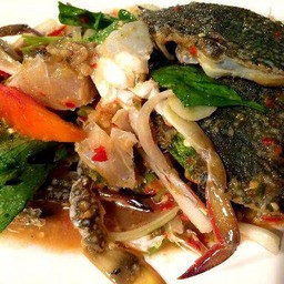 ส้มตำทะเล