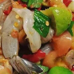 ยำกุังสุก