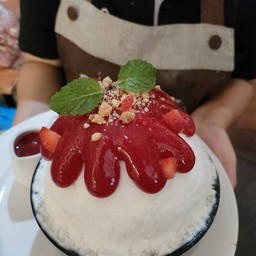 บิงซูสตอเบอรี่