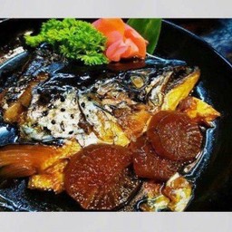 H29-หัวปลาแซลมอนต้มซีอิ๊ว