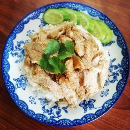 ข้าวหมูอบ-ไก่อบ & กะเพรา BY ป้านงค์ 0