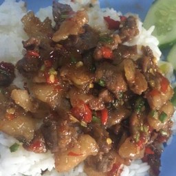 เนื้อผัดพริกเกลือ