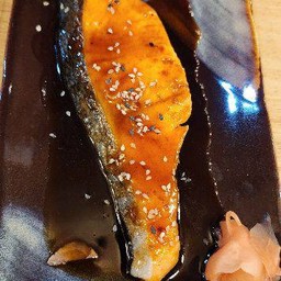 H14-แซลมอนย่างซีอิ๊ว