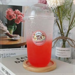 สตรอเบอร์รี่ โซดา