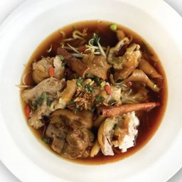 ก๋วยเตี๋ยวคากิตุ๋น