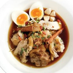 ก๋วยเตี๋ยวคากิจัมโบ้