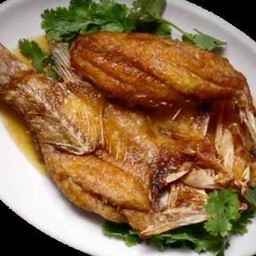 กะพงทอดน้ำปลา