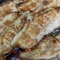 คอหมูย่างพิเศษ