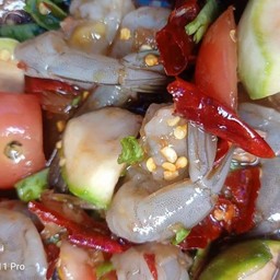 ตำกุ้งสด